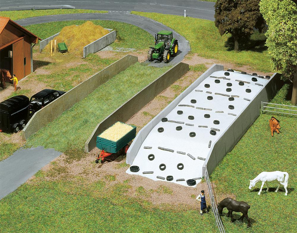 Faller 130528 2 Fahrsilos