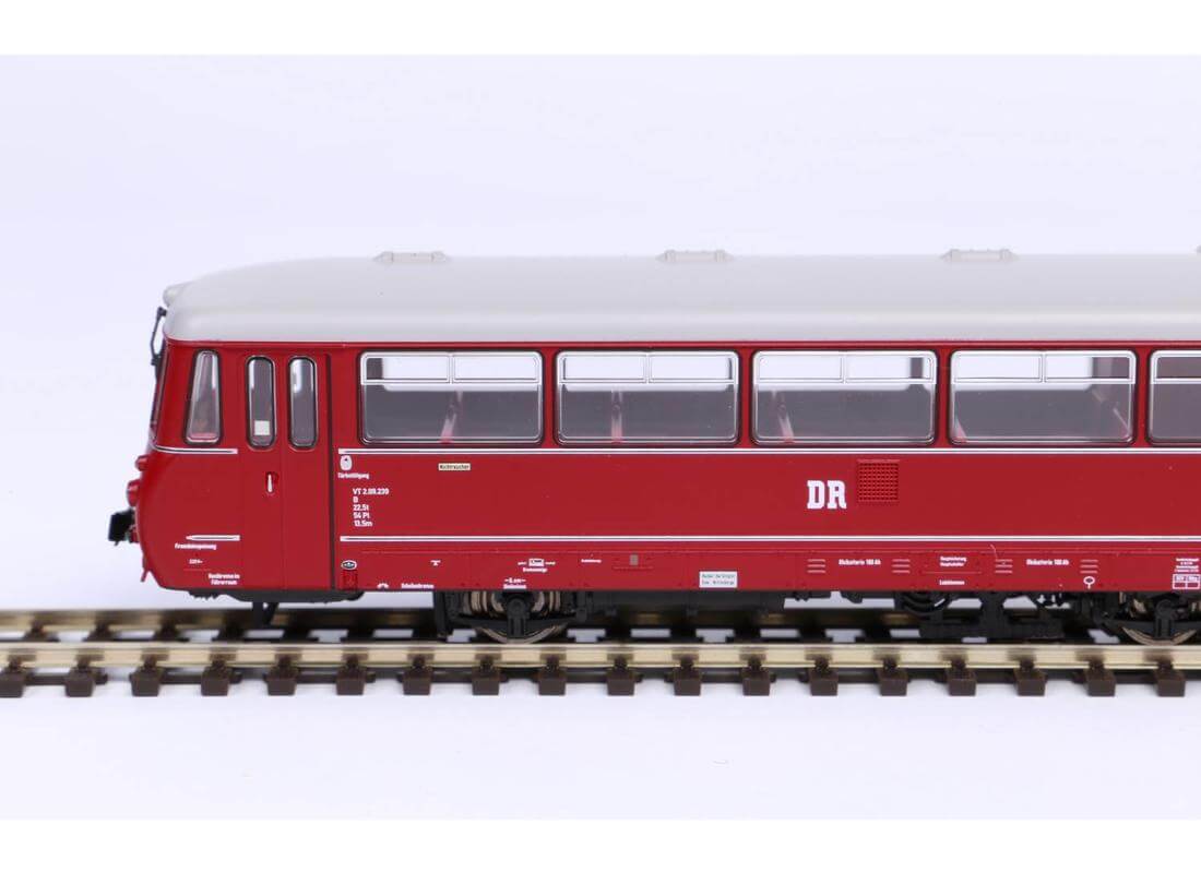 PIKO 52882 PIKO H0 Dieseltriebwagen VT 2.09 (Ferkeltaxe) der DR