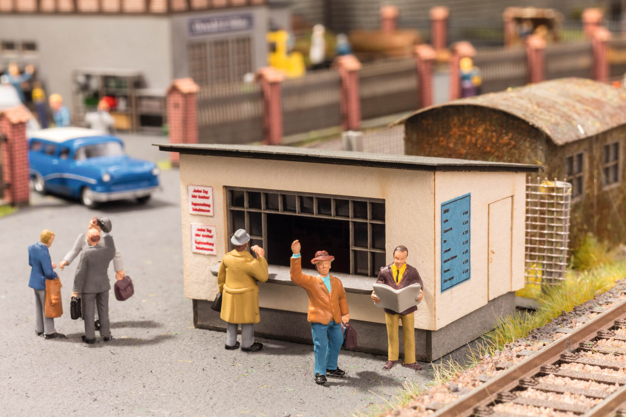 NOCH 12020 Auf dem Bahnsteig