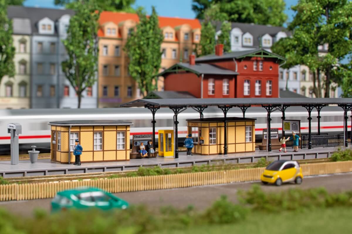 Auhagen 14484 Spur N Bahnhofsausstattung