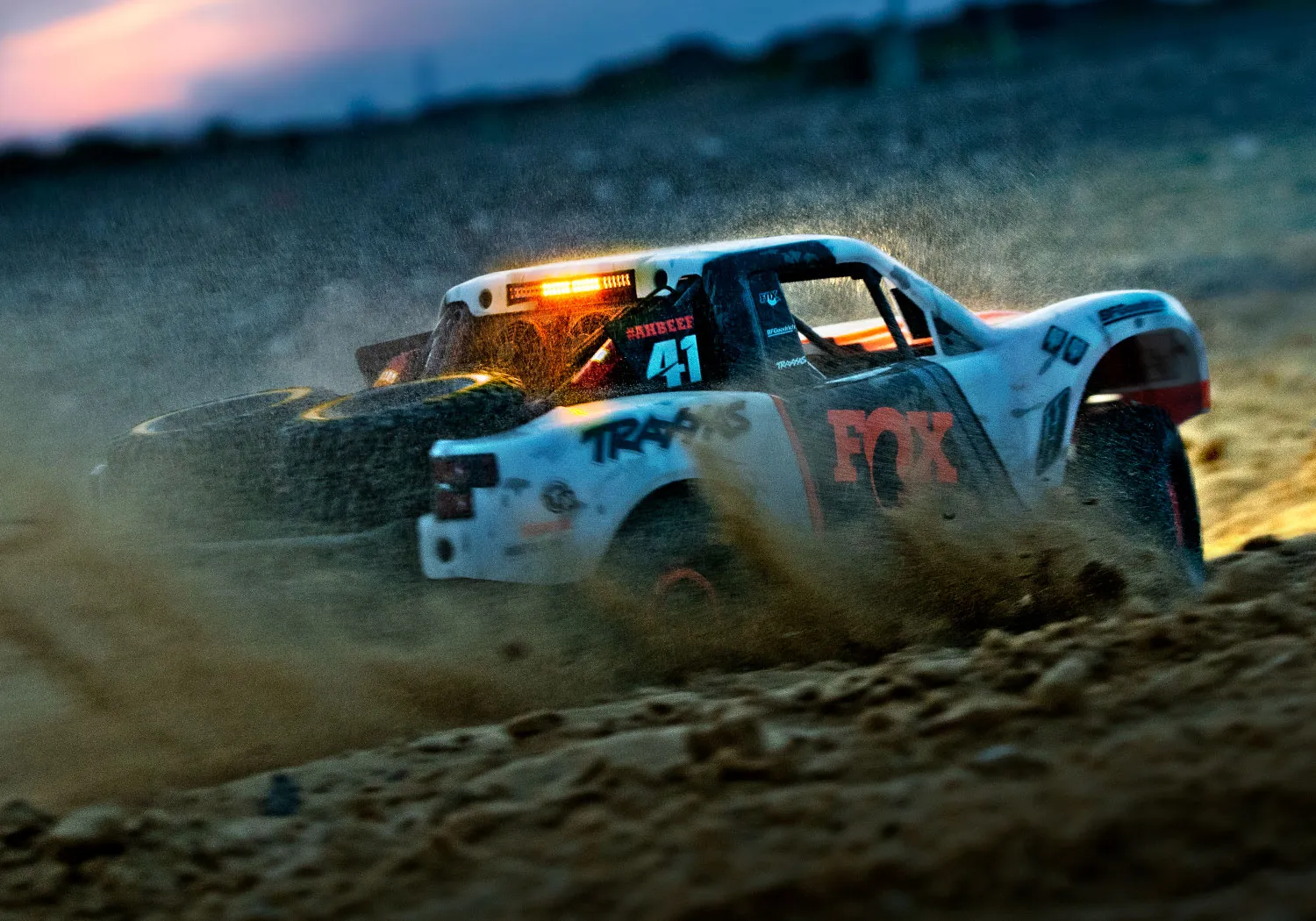 TRAXXAS® 85086-4FOX Unlimited Desert Racer