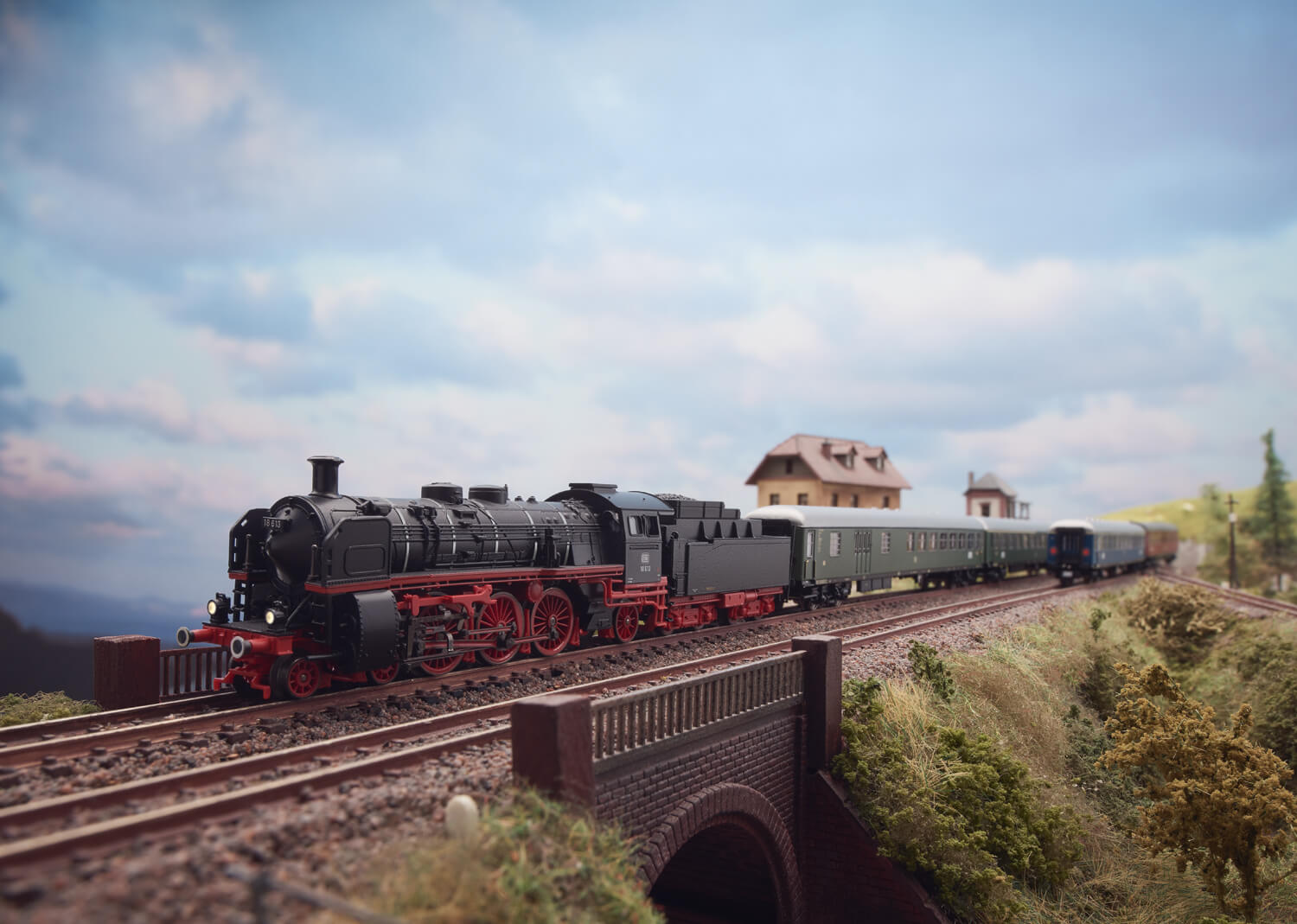 Minitrix 16188 Spur N Dampflokomotive Baureiche 18.6 der DB