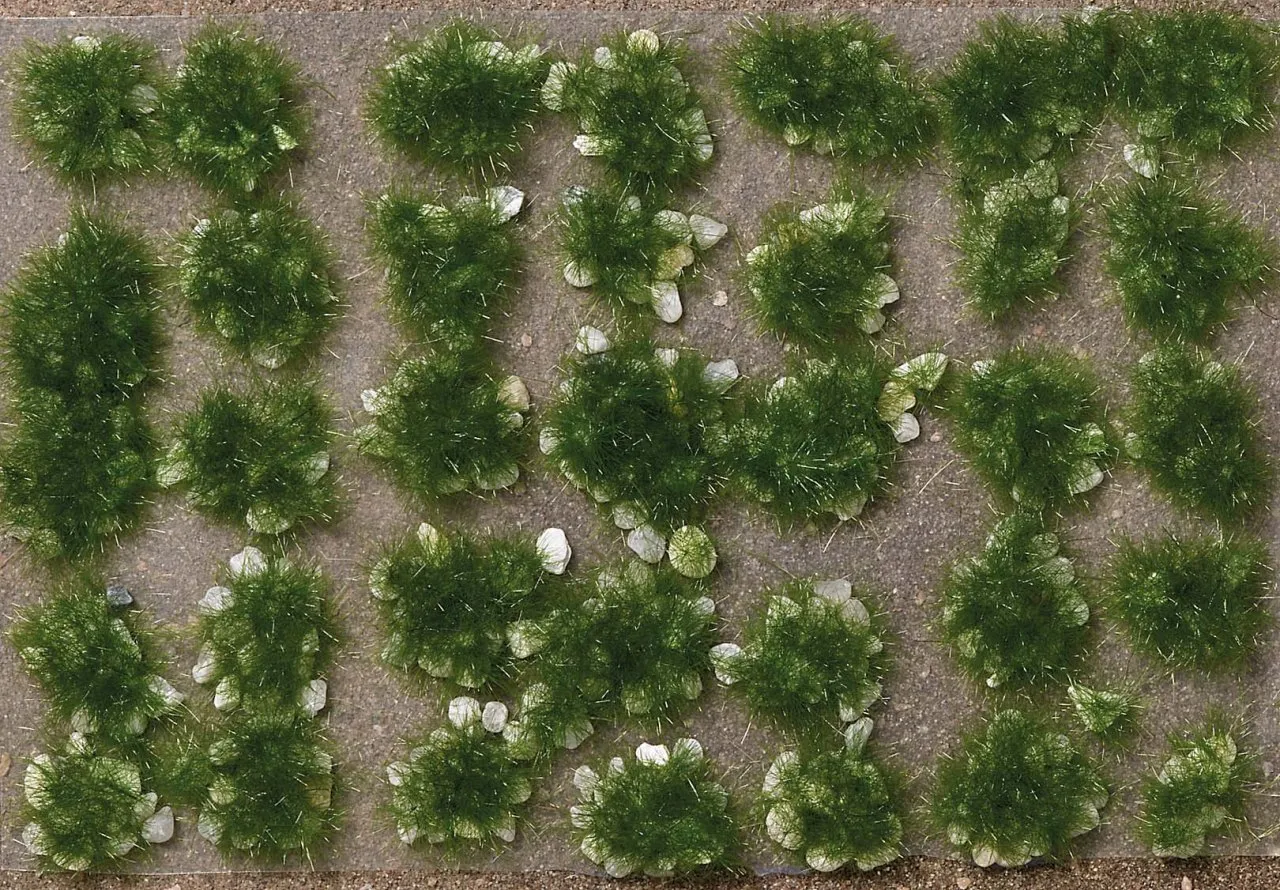 Busch 3557 Grasbüschel mit Steinen Sommer