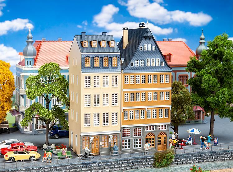 Faller 190163 H0 Aktions-Set Stadthäuser am Donauufer