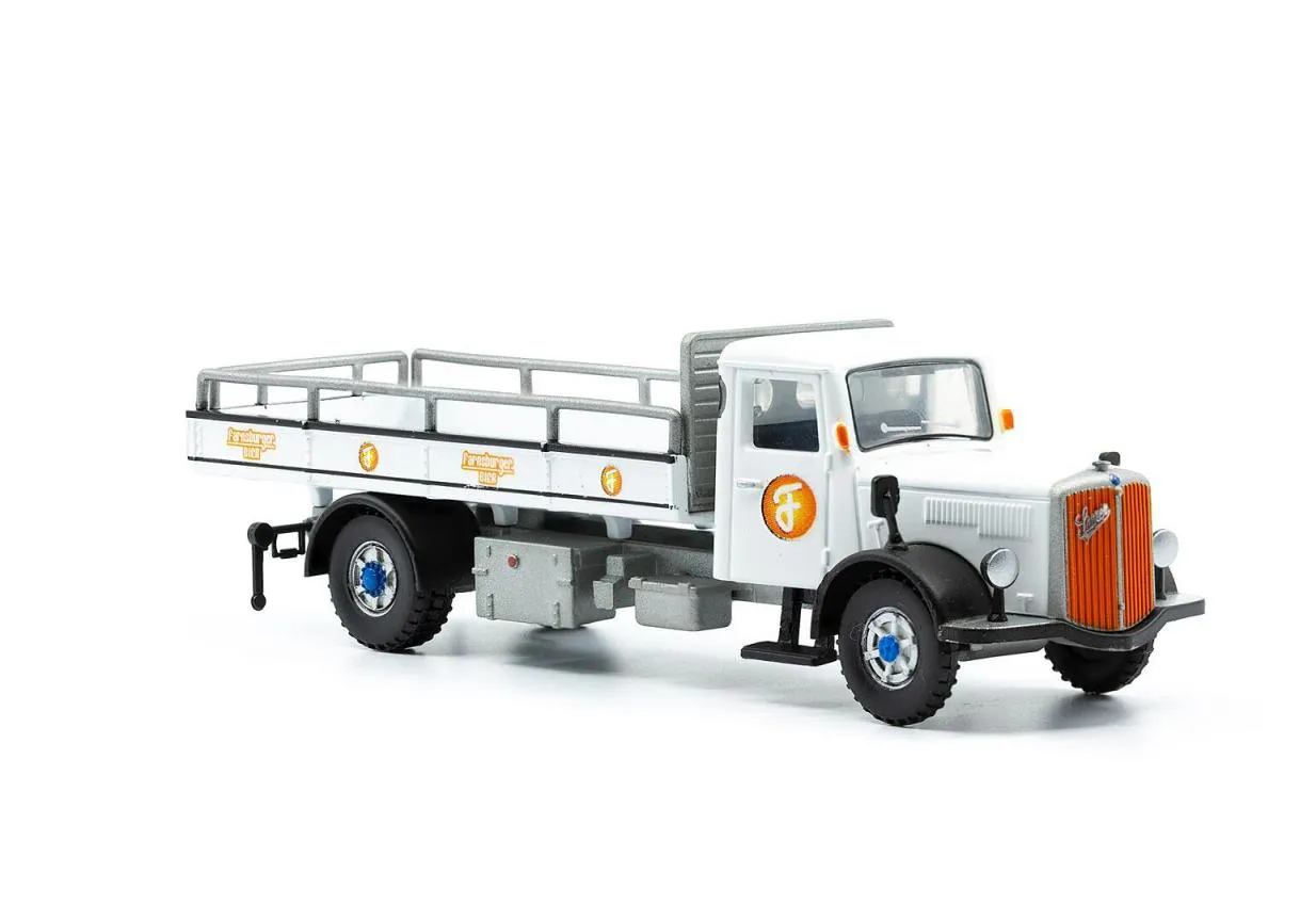 ACE 882362 Saurer S4C Pritsche mit runden Fenstern