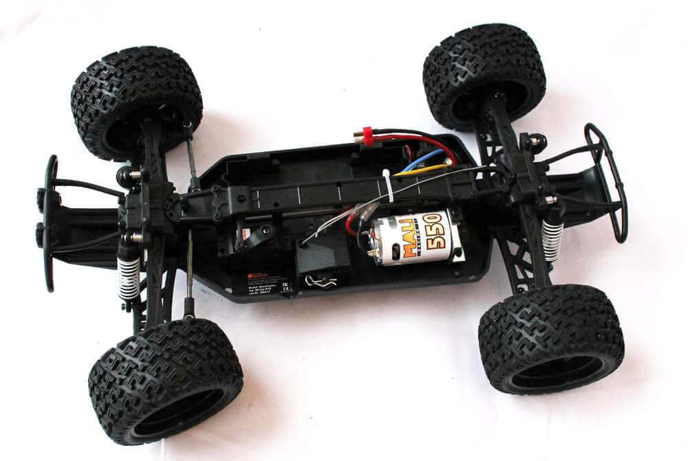 drive & fly Models 3042 GhostFighter 4WD RTR