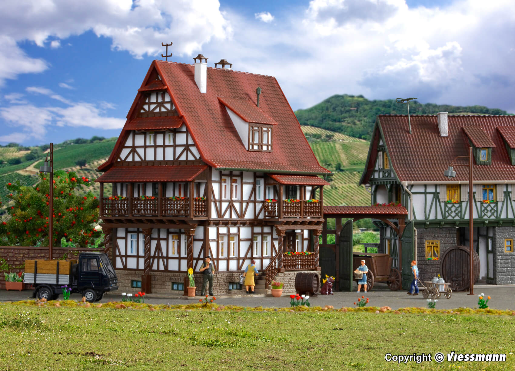 H0 Vollmer 43732 Winzerhaus mit Hoftor