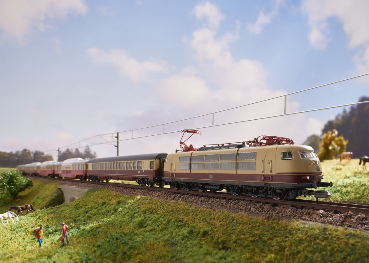 Trix 16345 Elektrolokomotive Baureihe 103.1 DB