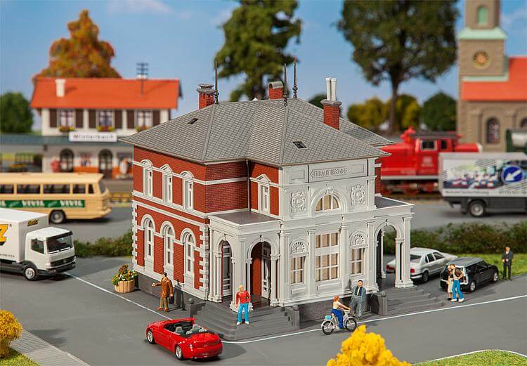 Faller 131381 Amtsgebäude