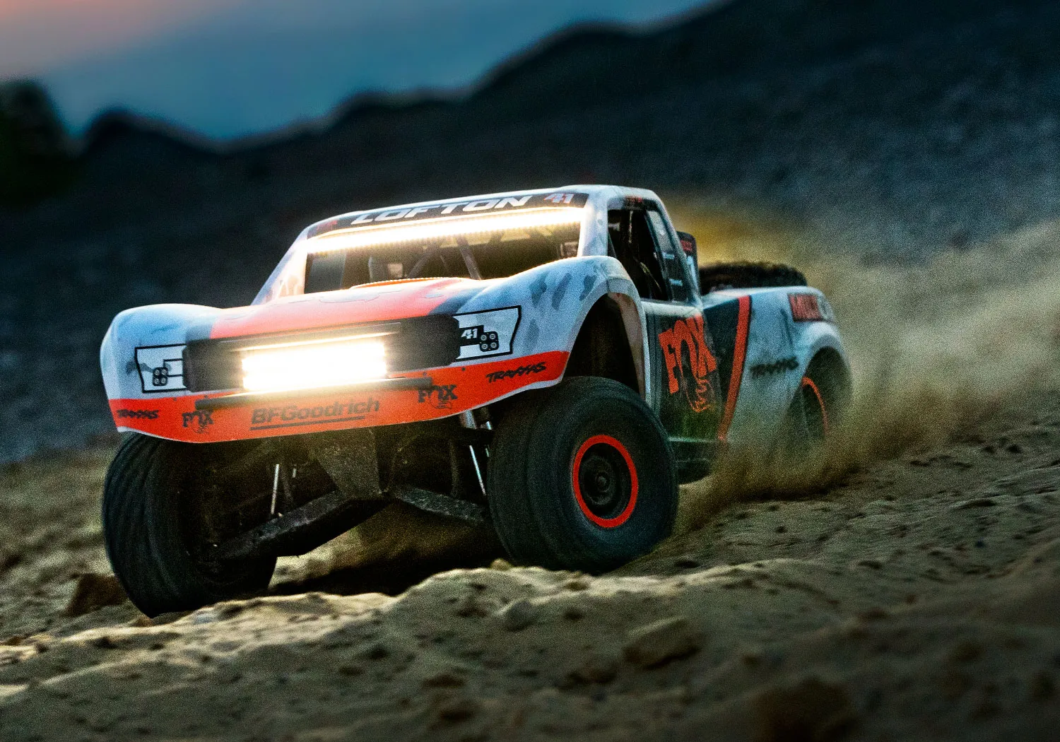 TRAXXAS® 85086-4FOX Unlimited Desert Racer