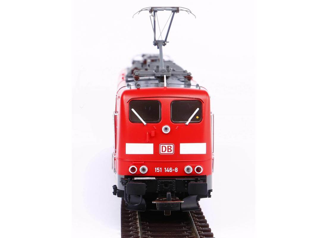 Piko H0 51307 Elektrolokomotive BR 151 verkehrsrot