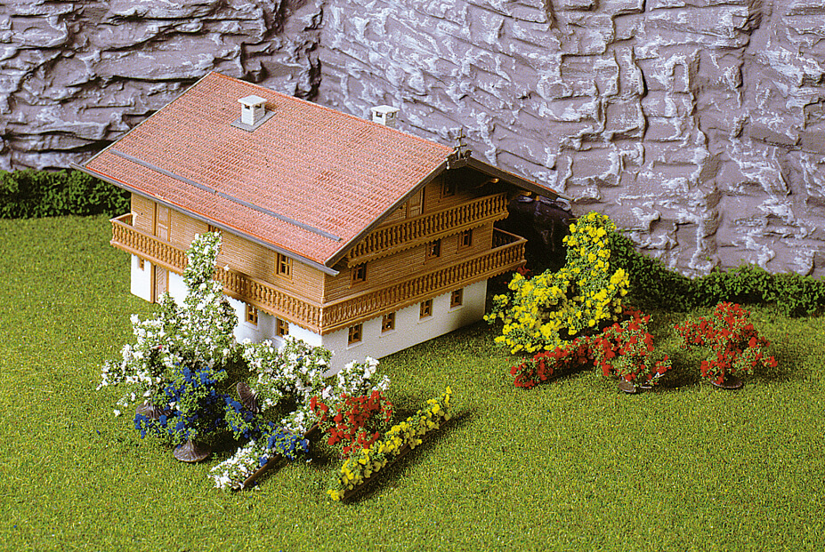 H0 TT N Heki 1705 28 Büsche 1-6 cm