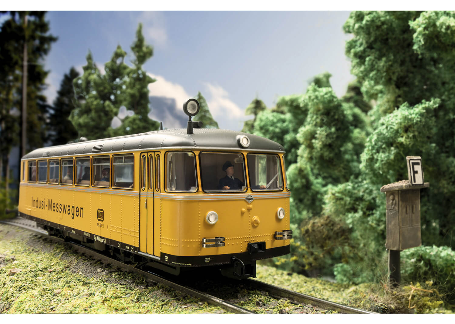 Märklin 39957 Triebwagen Baureihe 724 Indusi-Messwagen mit Innenbeleuchtung und Sound
