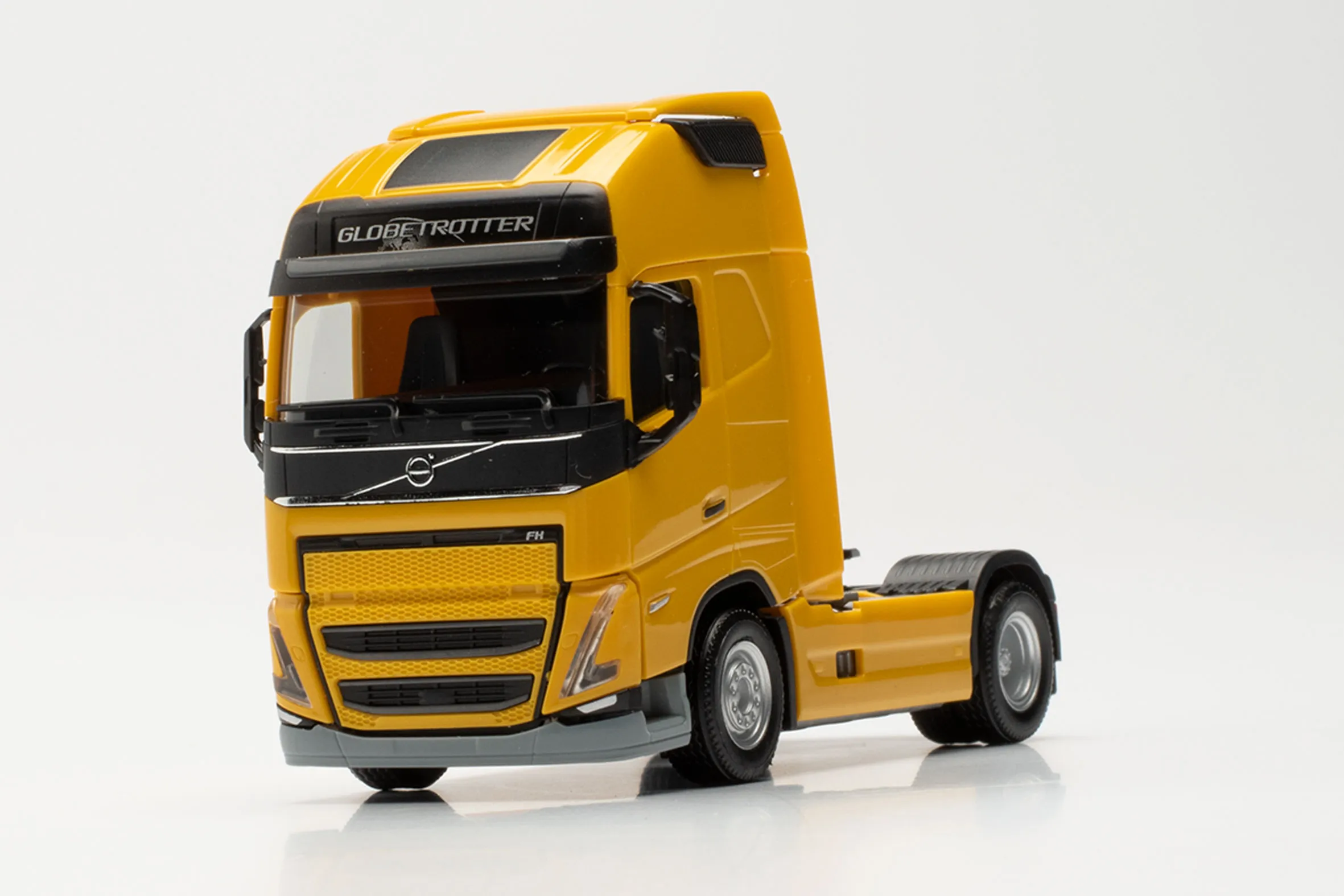 Herpa 313377-002 Volvo FH Gl. XL 2020 Zugmaschine erweiterte Ausstattung maisgelb