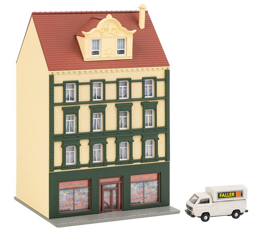 Spur N FALLER 232172 Stadthaus mit Modellbaugeschäft