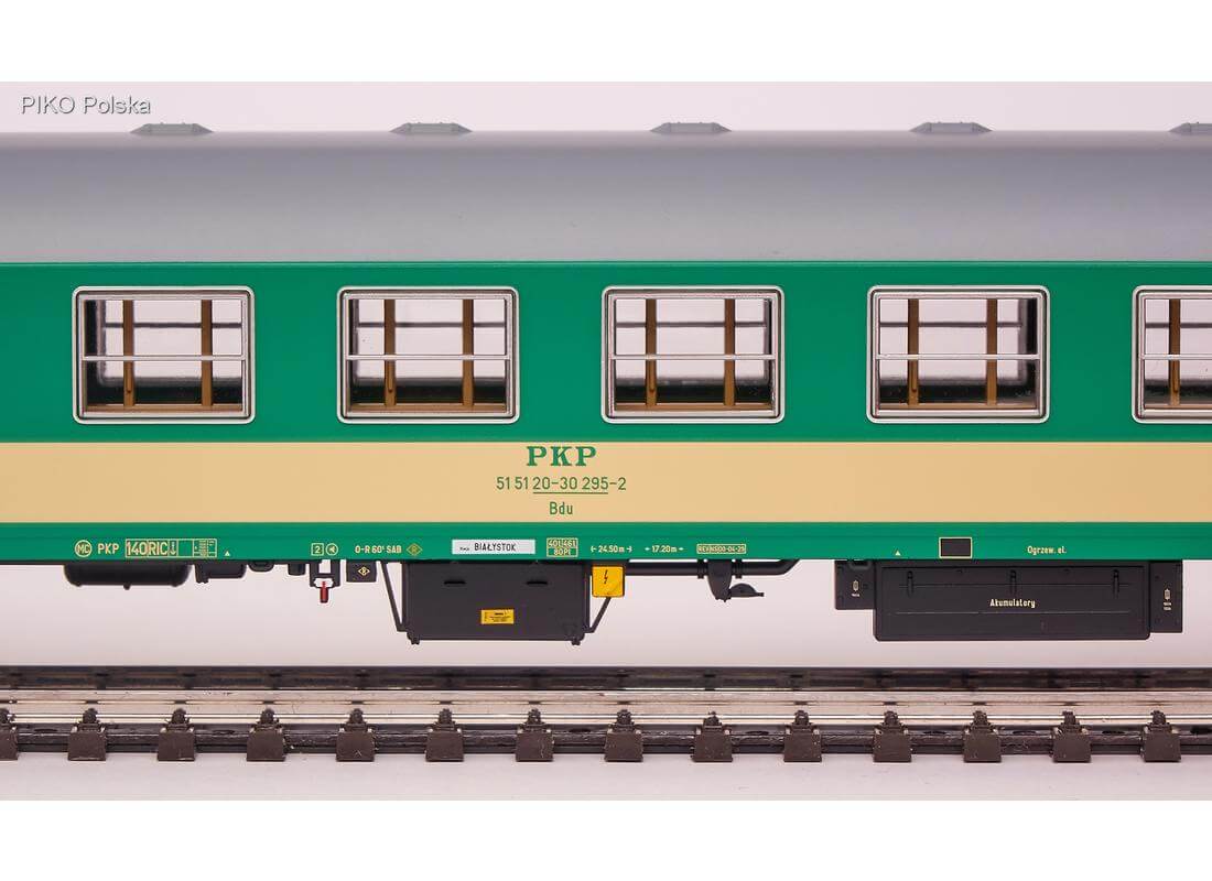 Piko 97600 Personenwagen 111A PKP