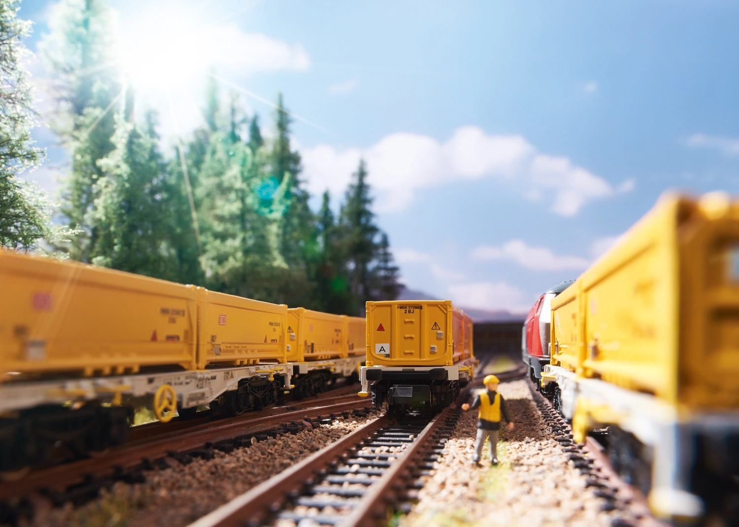 Minitrix N 15075 Containertragwagen-Set Sgmmns 190 AEE