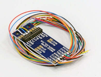 ESU 51958 Adapterplatine PluX22 für 9 Ausgänge, Lötkontakten und angelöteten Kabeln