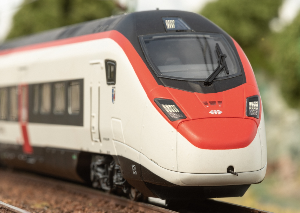 Märklin 39810 Hochgeschwindigkeits-Triebzug RABe 501 Giruno SBB