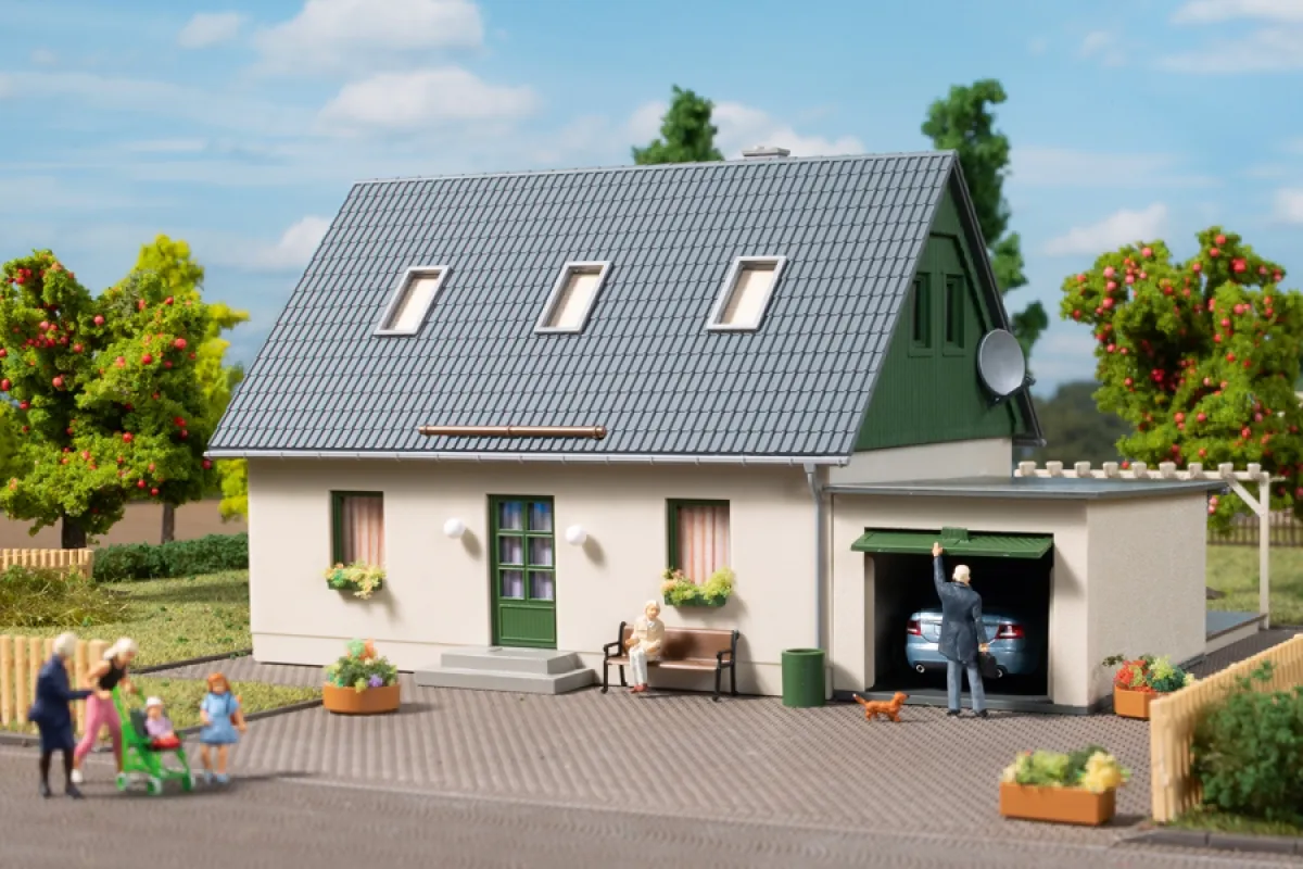 Auhagen 11454 Einfamilienhaus mit Garage