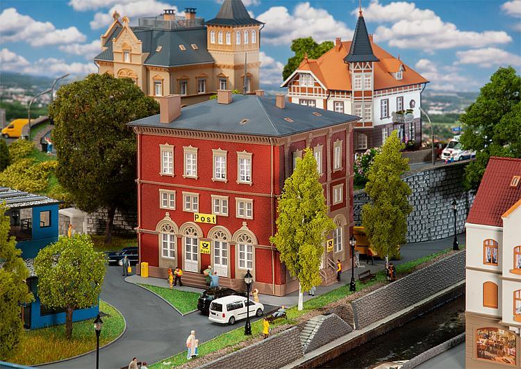 Faller 130618 H0 Verwaltungsgebäude mit Postamt