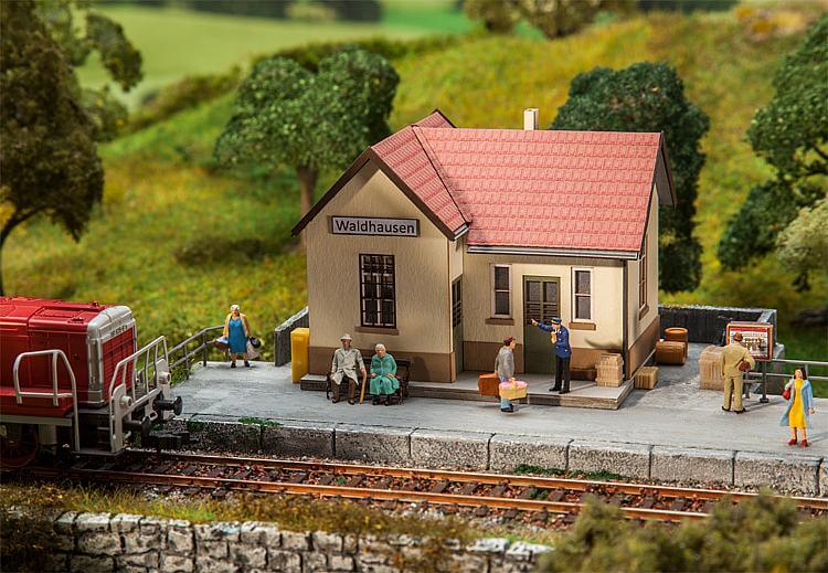 Faller 110203 Haltepunkt Waldhausen