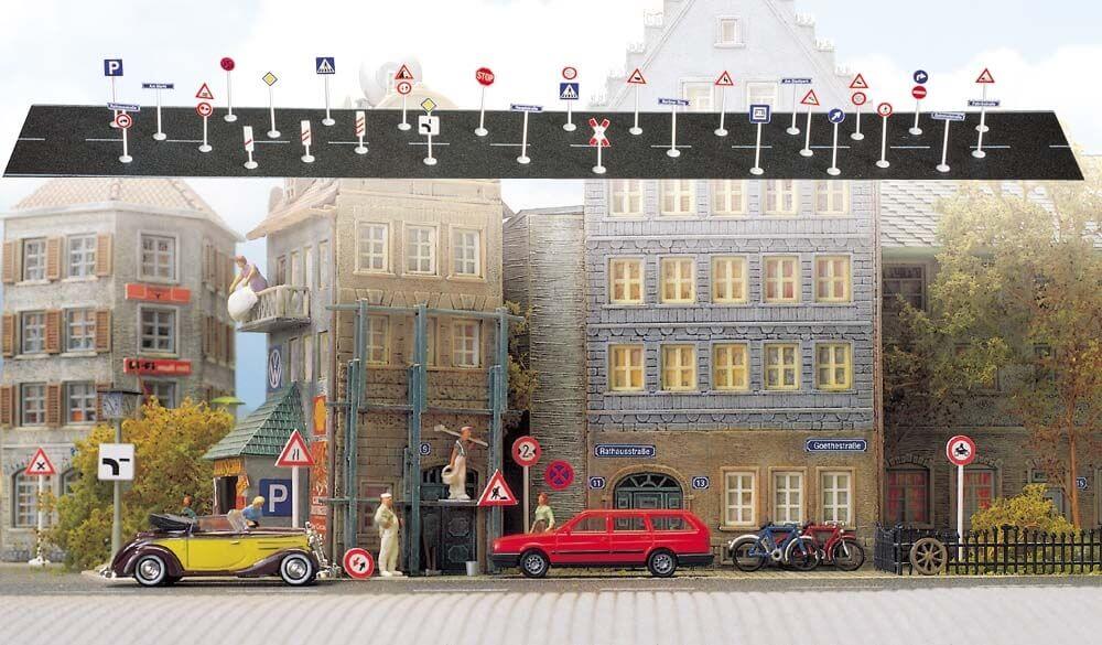 BUSCH 6028 Verkehrszeichen & Straßennamen