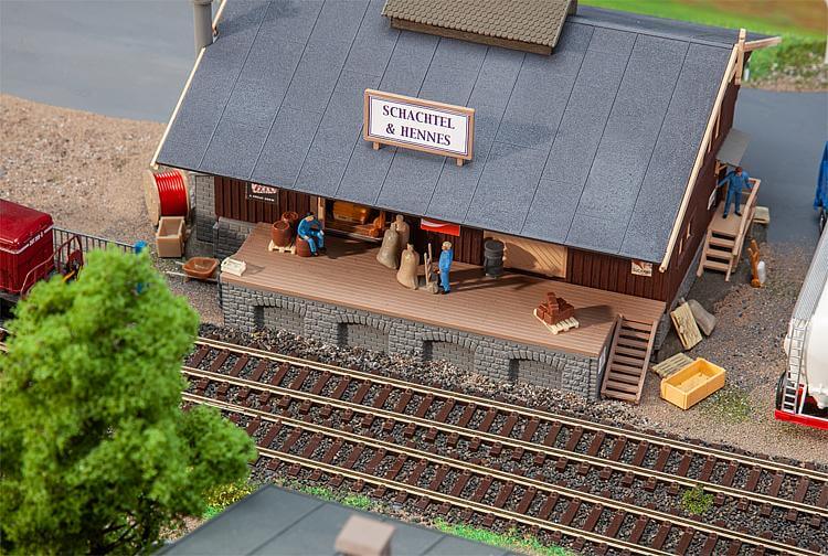 Faller 120095 H0 Güterschuppen in Holzbauweise