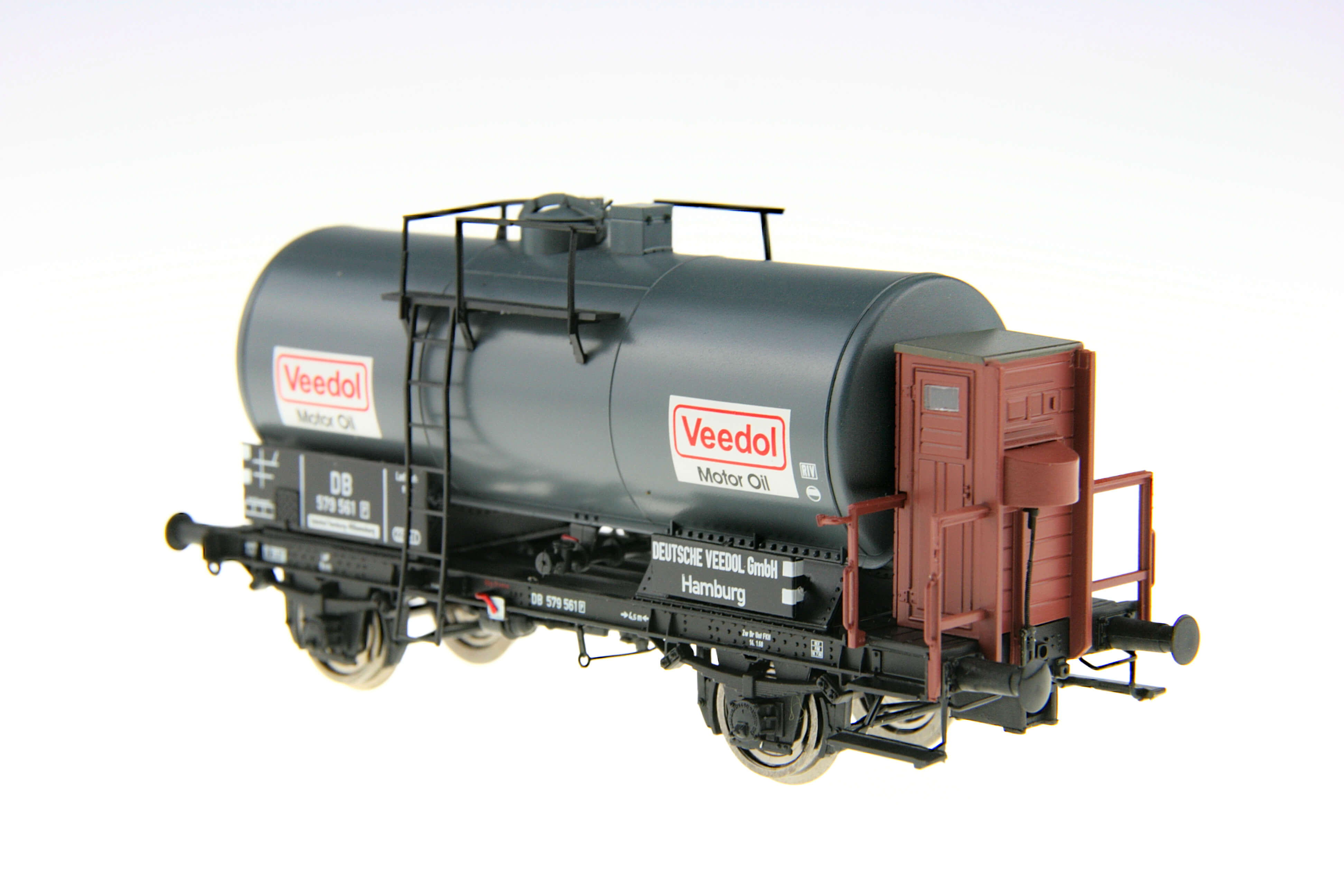 BRAWA 48895 2-achsiger Kesselwagen "Veedol" der DB.