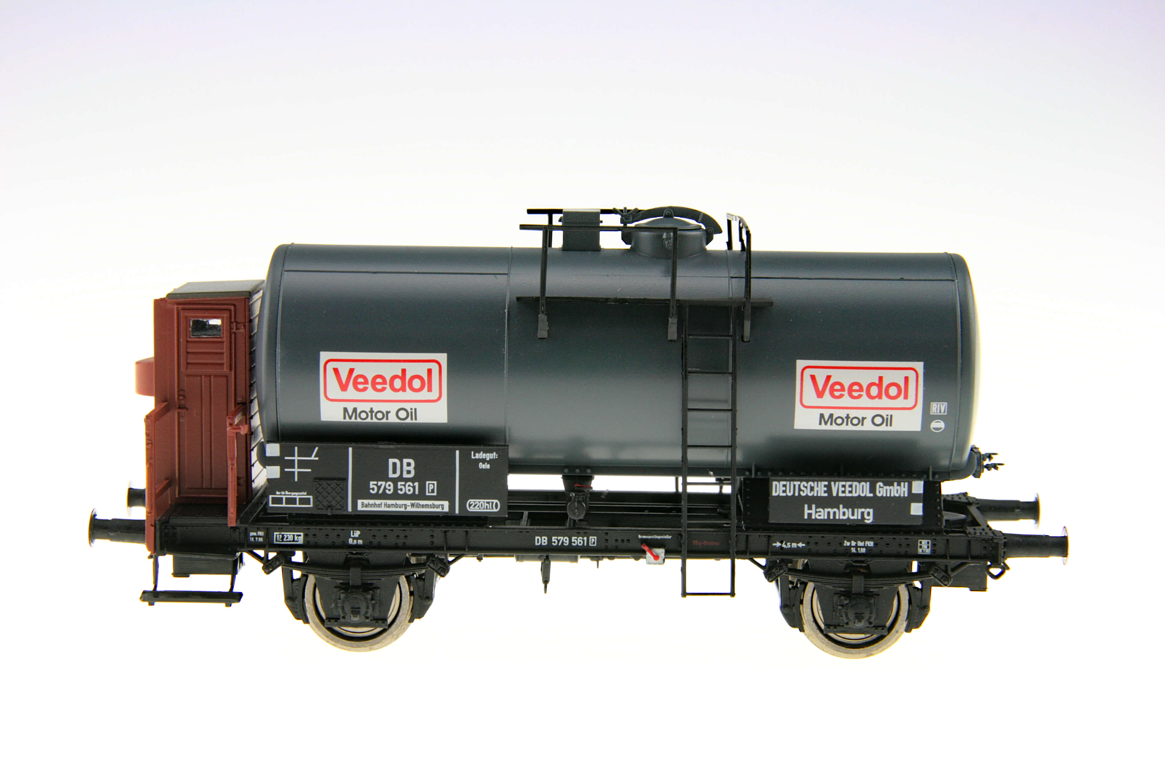 BRAWA 48895 2-achsiger Kesselwagen "Veedol" der DB.