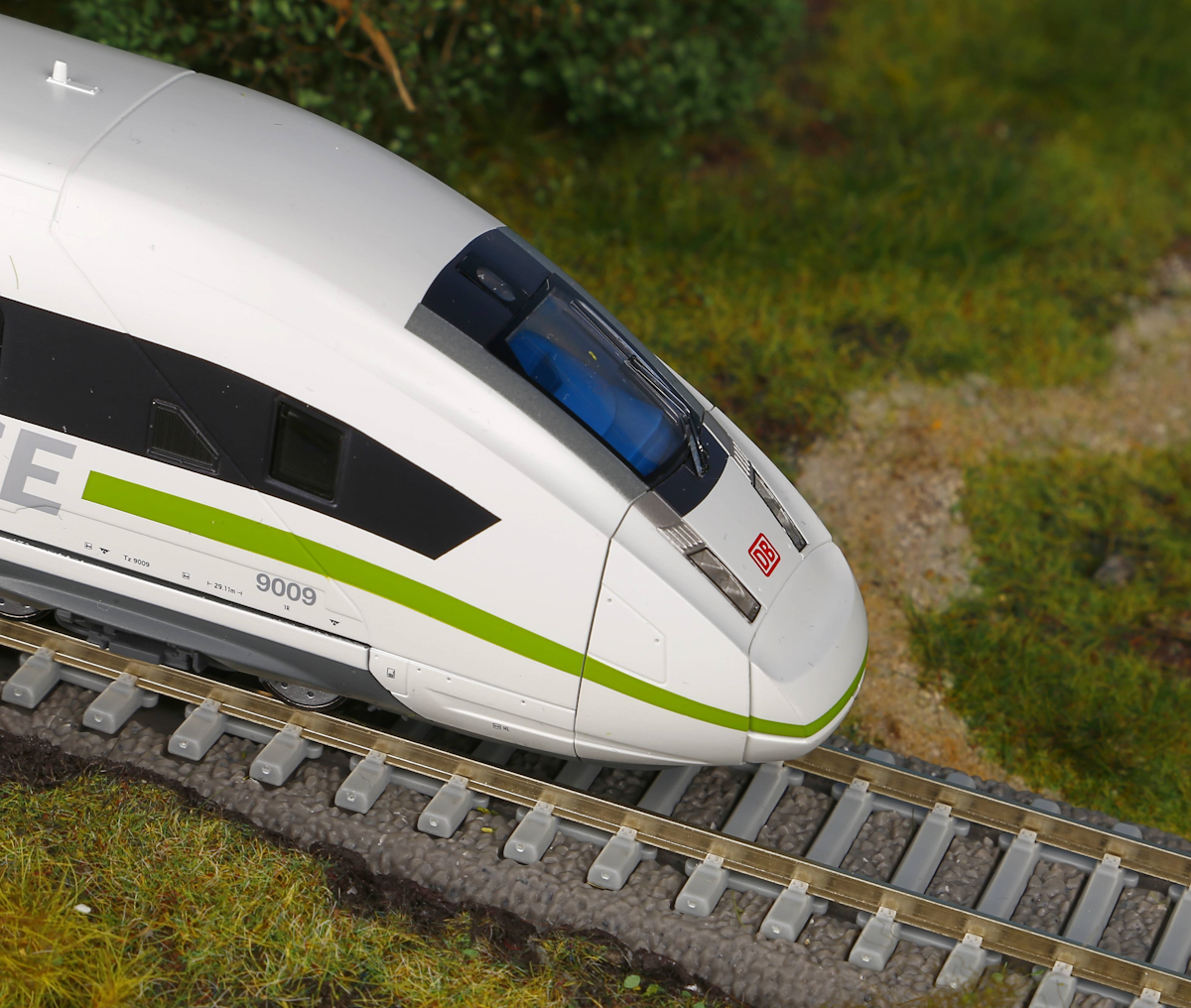 Piko 51404 4tlg. E-Triebzug BR 412 ICE 4 Klimaschützer DB AG 