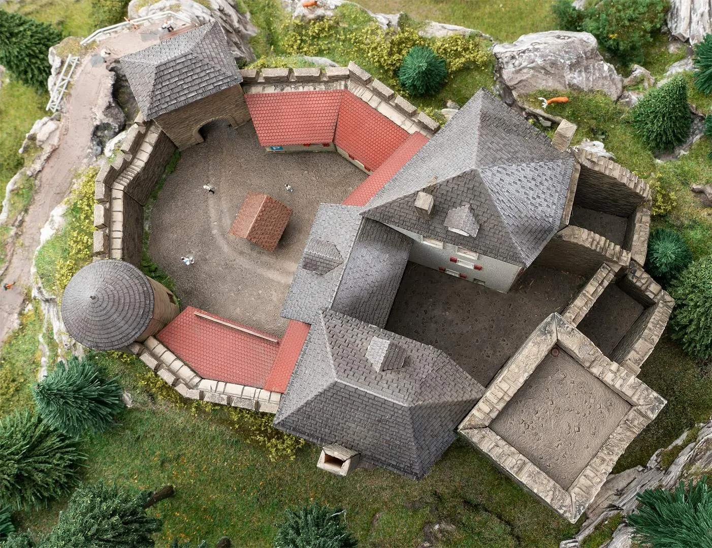 Spur N FALLER 232196 Burg Rabenstein