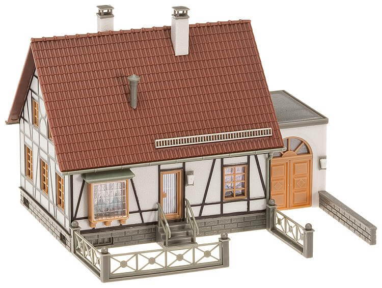 Faller H0 130215 Fachwerkhaus mit Garage
