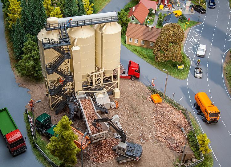 Faller 130169 Schotterwerk mit Hochsilokammern