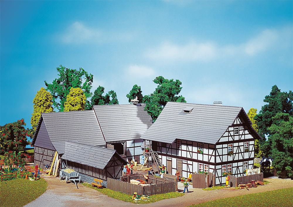 Faller 130370 Dreiseit-Hof