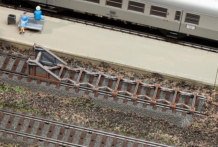 Faller 120322 H0 2 Prellböcke mit Scherenbremsen