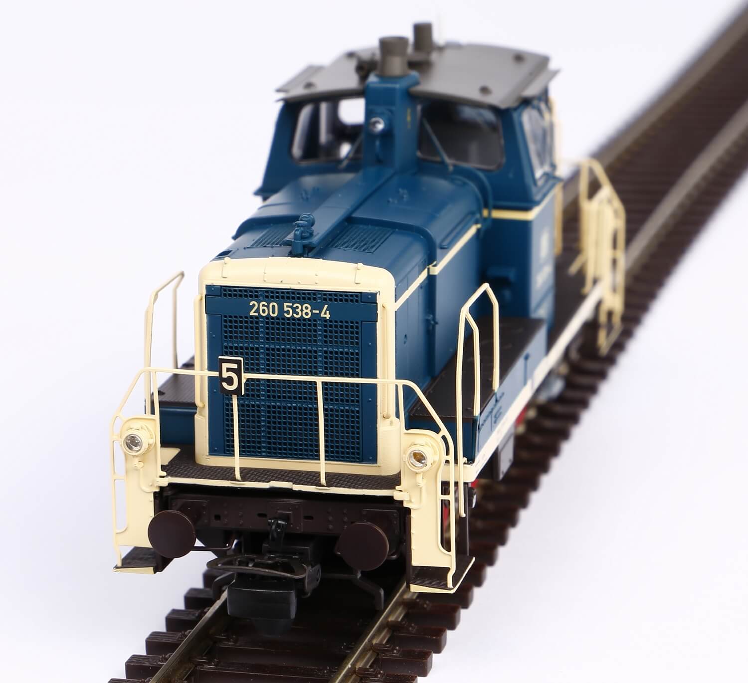 Piko 55900 H0 Diesellok BR 260 der DB mit Sound und Digitalkupplung