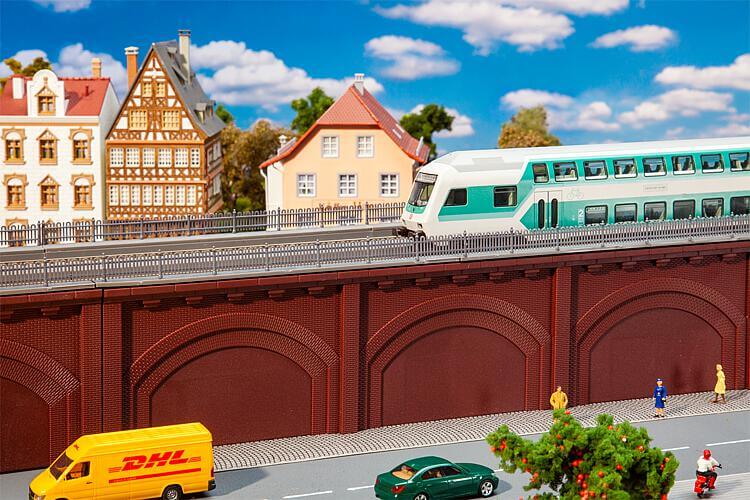 Faller 120573 H0 Arkaden mit zweigleisigem Gleisbett