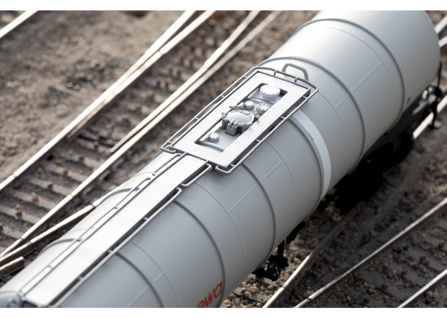 TRIX 24215 H0 95m3 Kesselwagen Bauart Zans der Ermewa