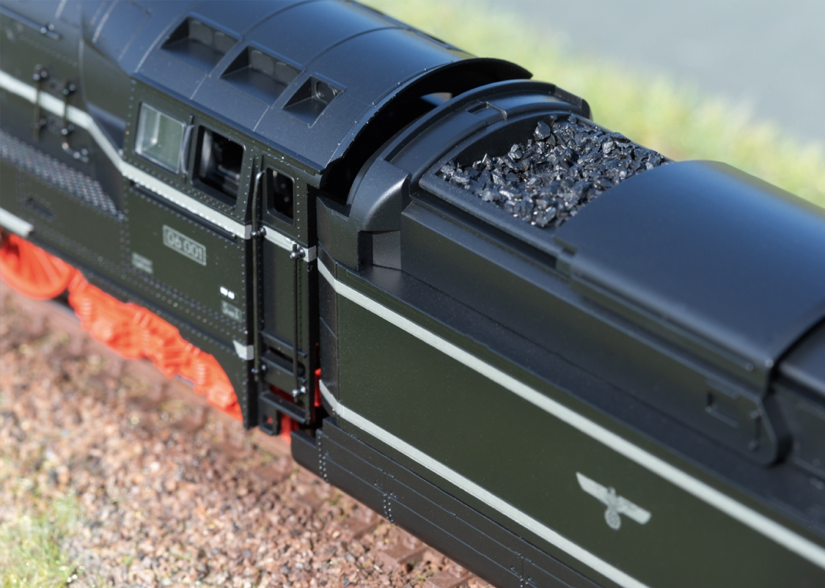 Märklin 39662 Dampflokomotive 06 001 DR